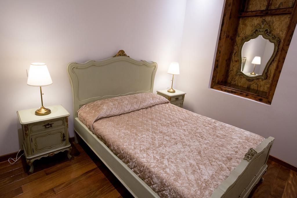 Ribeira Flats Mygod Apartment Porto Bagian luar foto